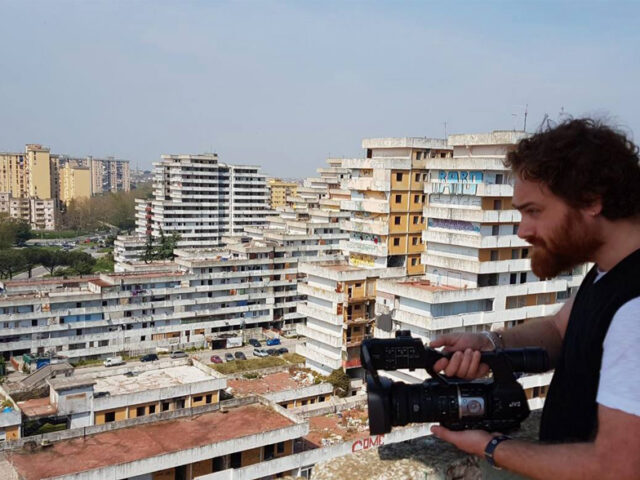 I mandolini che raccontano Scampia senza clichè